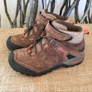 Teva Kid’s Suede Hiking Boots